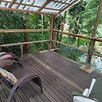 Casa Ubatumirim Chales