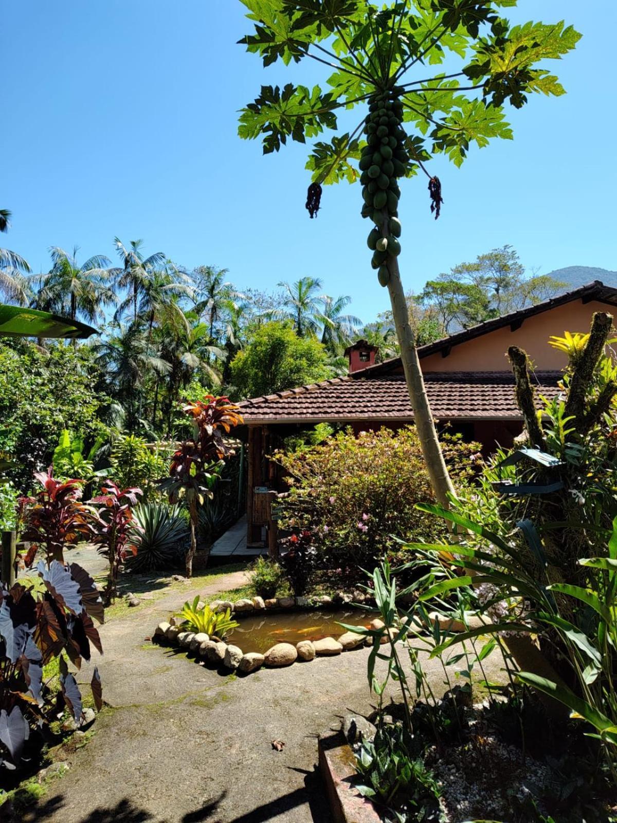 Casa Ubatumirim Inn